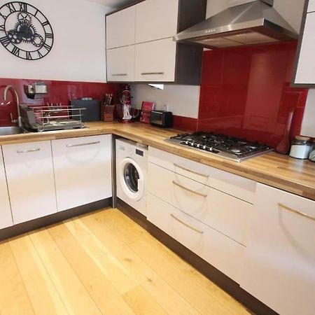 Spacious 2 Bed, 2 Bath Apartment -The Shore, Leith Edinburgh Bagian luar foto